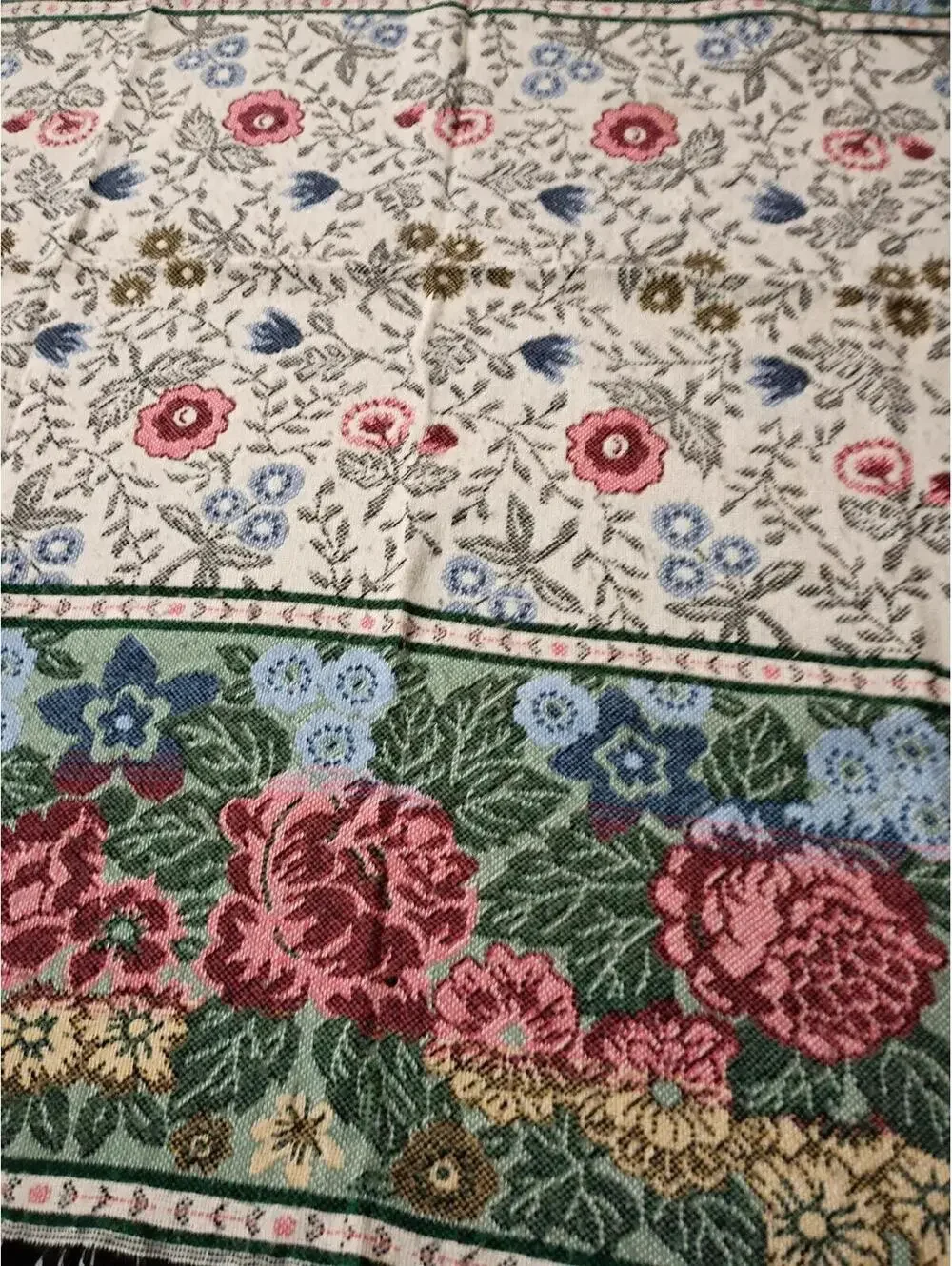 Vintage Floral Woven Tapestry Throw Blanket with Fringe